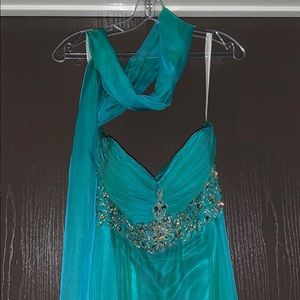 Juniors Strapless Formal Dress